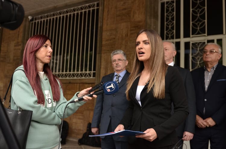 НЕ МОЖЕТЕ СПРЕЧИТИ ДА СЕ ГЛАС ЗАВЕТНИКА ЧУЈЕ У СКУПШТИНИ!