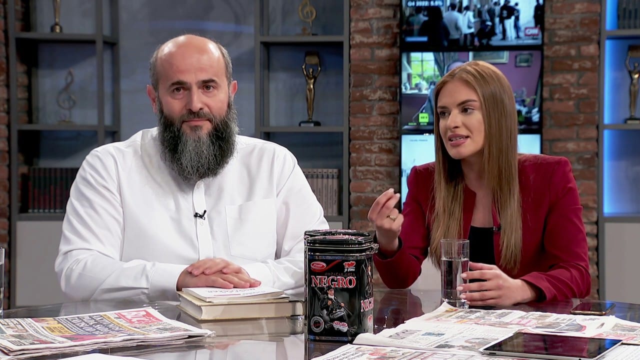 (ВИДЕО) МИЛИЦА ЂУРЂЕВИЋ У ДУЕЛУ СА МУАМЕРОМ ЗУКОРЛИЋЕМ!