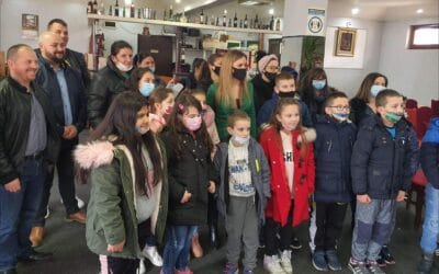 (ВИДЕО) ОДРЖАЛИ СМО РЕЧ – ПОДЕЛА БЕСПЛАТНИХ УЏБЕНИКА У ПРЕШЕВУ!