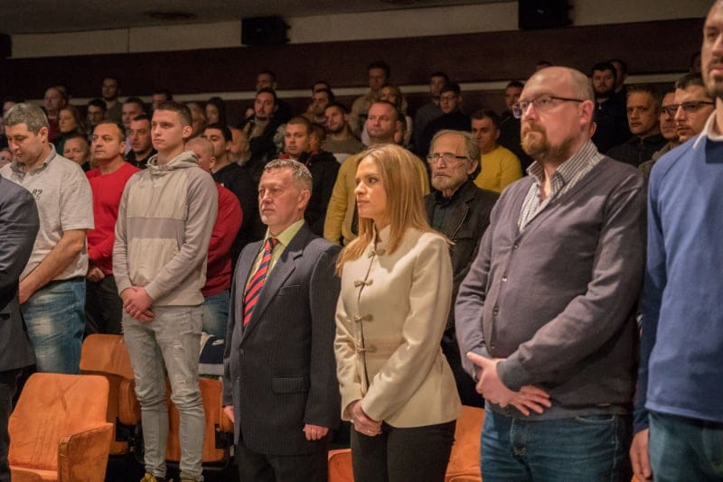 ПОДРШКА ПРОСВЕТНИМ РАДНИЦИМА – Неопходно вратити углед наставничком позиву!