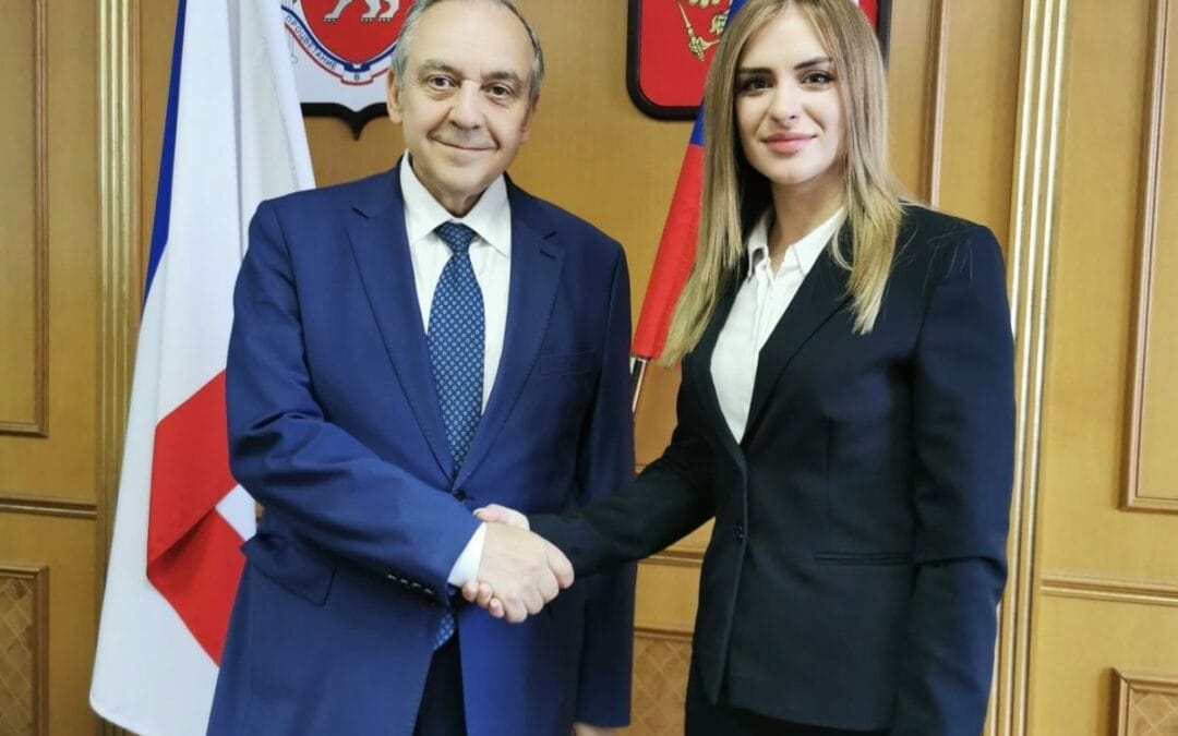 Милица Ђурђевић у посети Путиновој администрацији: „ЗАХВАЛНОСТ РУСИЈИ НА ОЧУВАЊУ КиМ!“