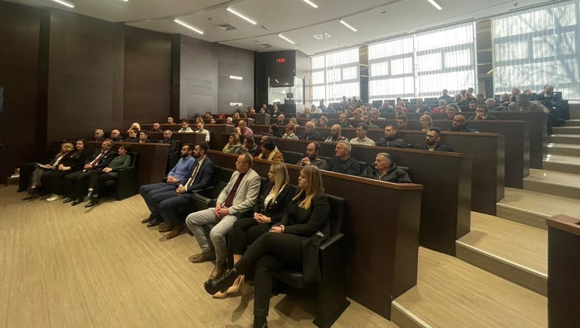 „ДА БУДЕМО СВОЈИ НА СВОМЕ!“ – одржан предизборни скуп Заветника у Краљеву!