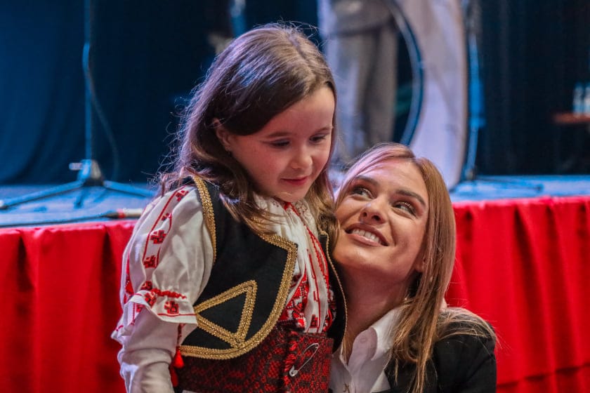 „Хвала ти, Србијо, што си нам дала прилику да ти служимо“ – Одржана велика трибина Заветника у Прокупљу!