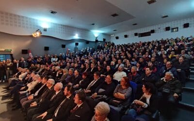 (ВИДЕО) АКО ИМ ЈЕ ВУЧИЋ ОБЕЋАО РЕПУБЛИКУ КОСОВО – СРБИЈА НИЈЕ!