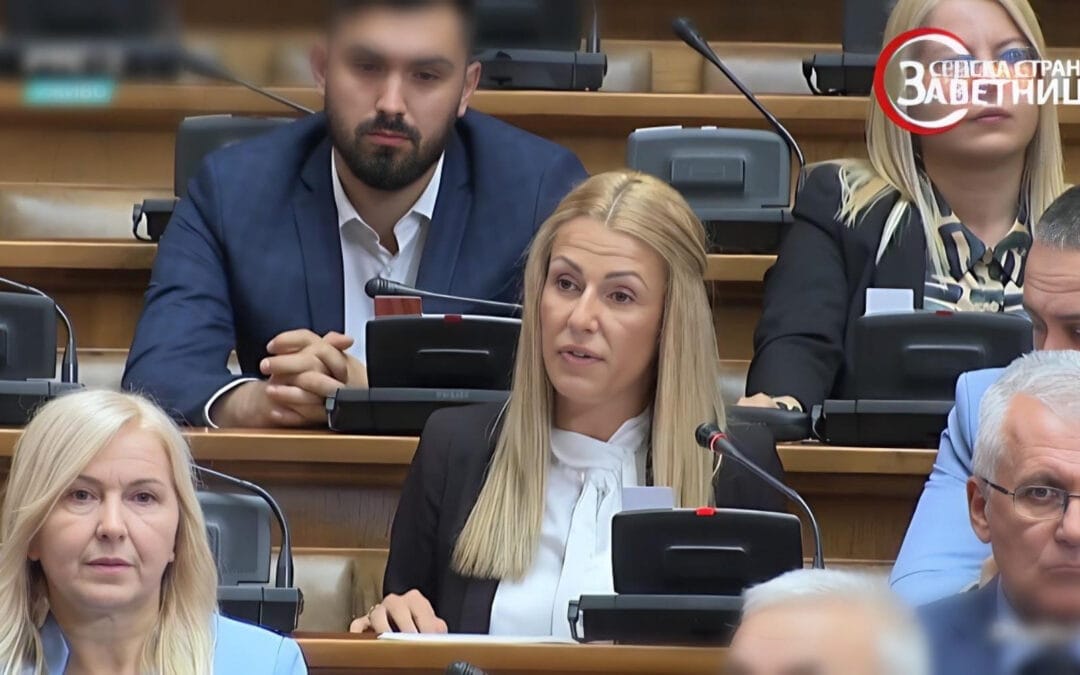 (ВИДЕО)  Зашто ћутите док Курти мења српске симболе на северу Космета – Бојана Букумировић