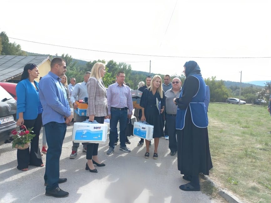 Посланице Заветника у посети манастиру Свете Петке код Параћина!