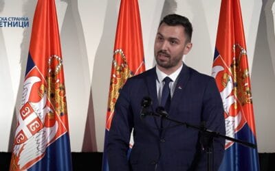 ПОЛИТИКА УСТУПАКА ПРЕМА ПРИШТИНИ НАПРАВИЛА ЈЕ ОД СРБА НА КиМ ЛАКЕ МЕТЕ – Страхиња Ерац