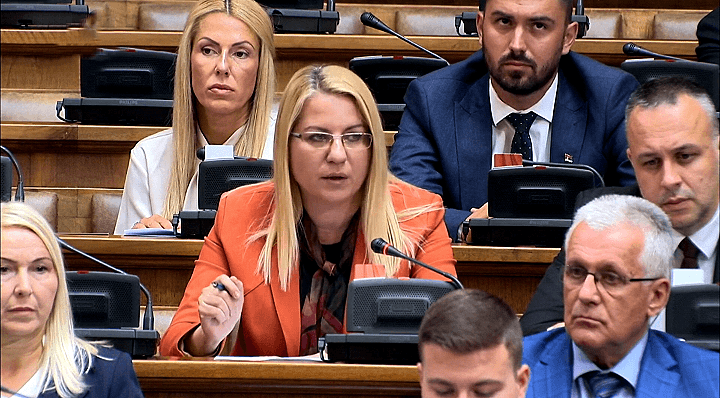 Власт се бори да Украјина поврати Крим, али не и да Сбија сачува Косово и Метохију – Драгана Миљанић