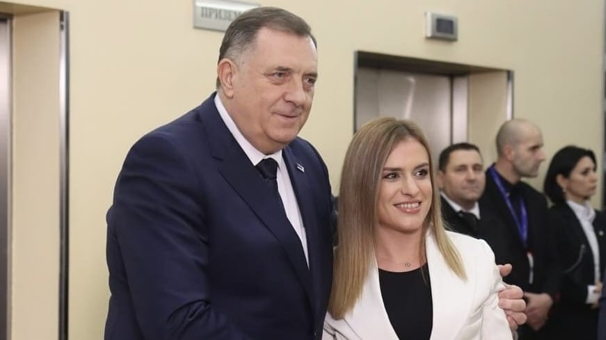 ПРЕДСЕДНИЦА ЗАВЕТНИКА НА ПРОСЛАВИ ДАНА РЕПУБЛИКЕ СРПСКЕ